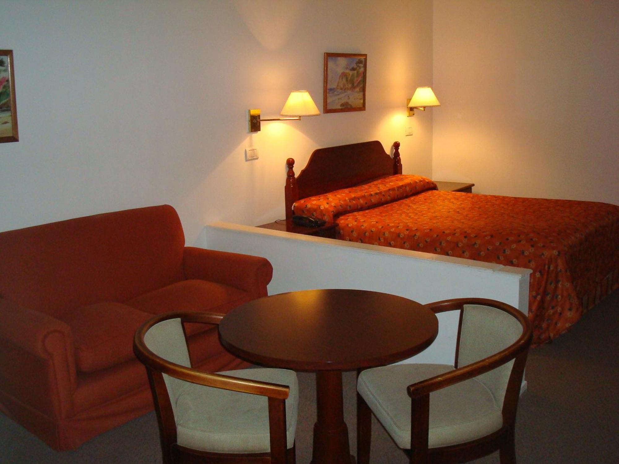 Family Inn Сан-Рафаель Екстер'єр фото