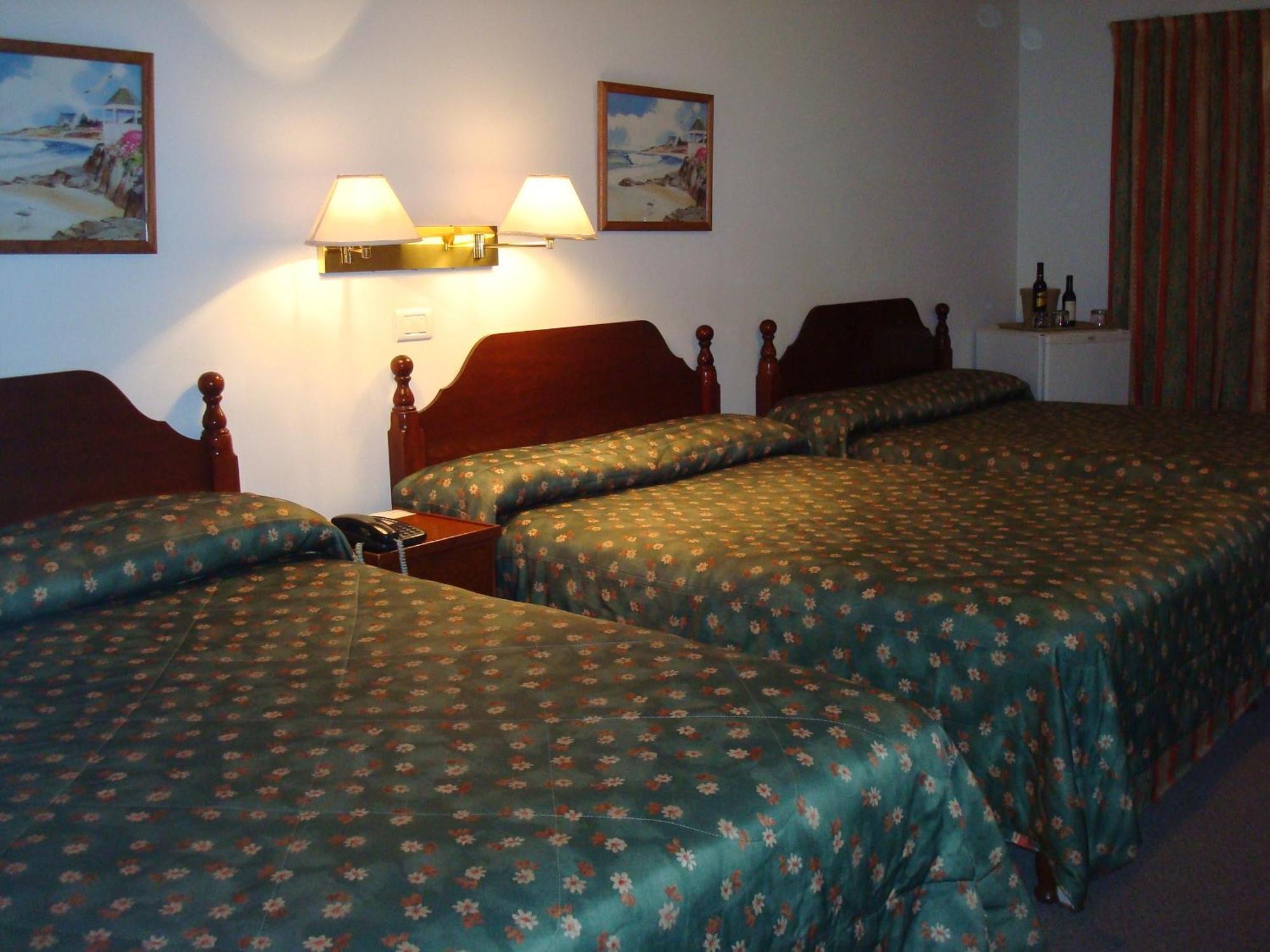 Family Inn Сан-Рафаель Екстер'єр фото