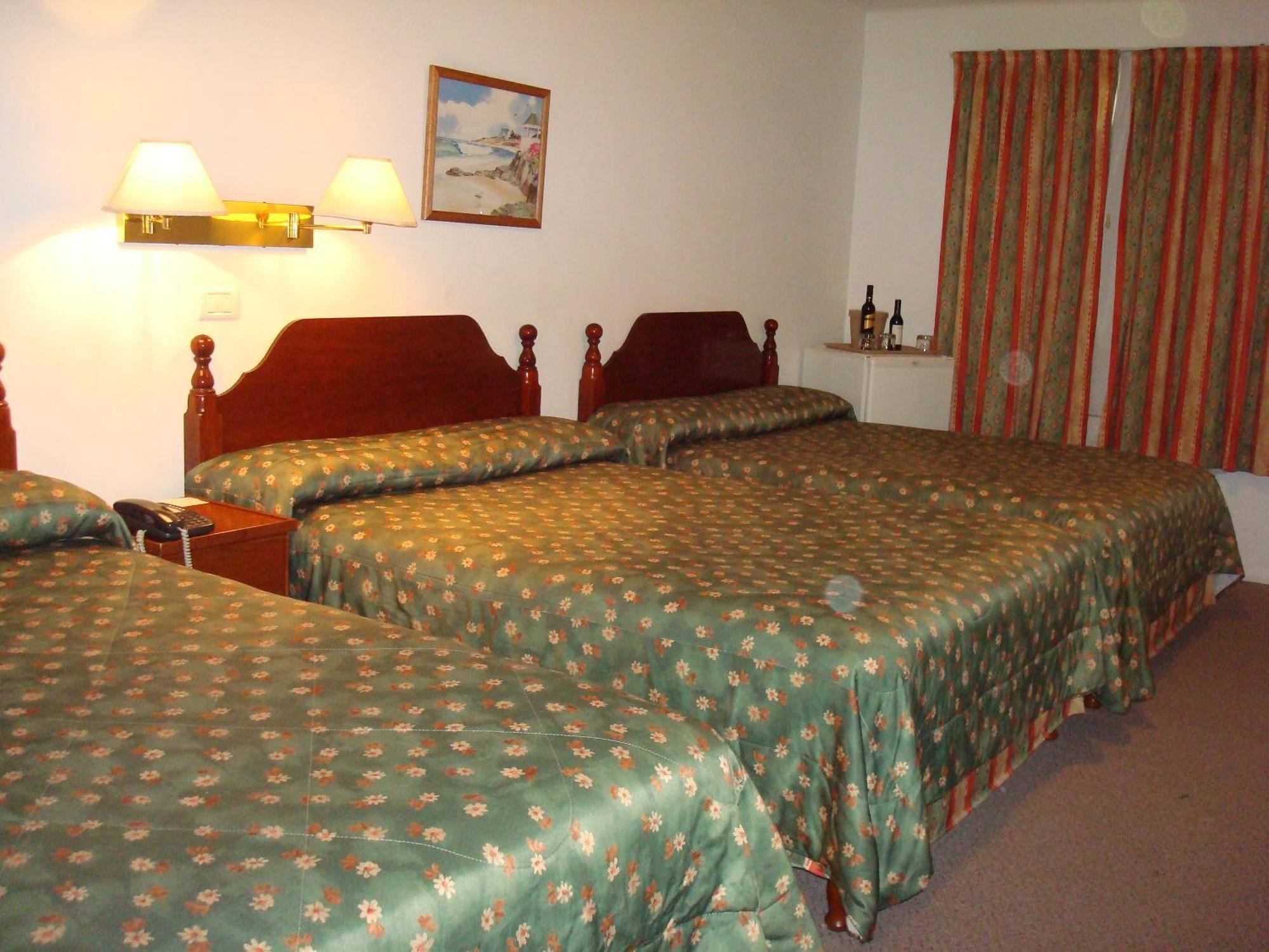 Family Inn Сан-Рафаель Екстер'єр фото