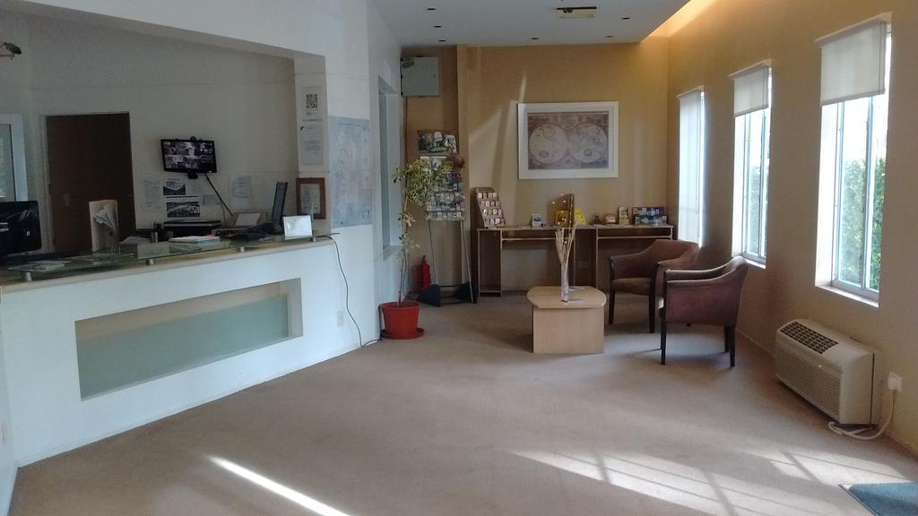 Family Inn Сан-Рафаель Екстер'єр фото